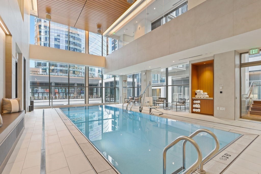 133 Seaport Blvd #PH2A, Boston, MA Photo #39