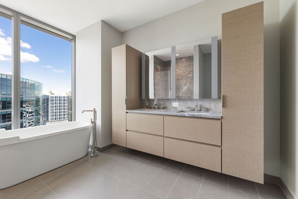 133 Seaport Blvd #PH2A, Boston, MA Photo #16