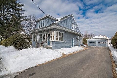 2 Oak St Easthampton MA 01027