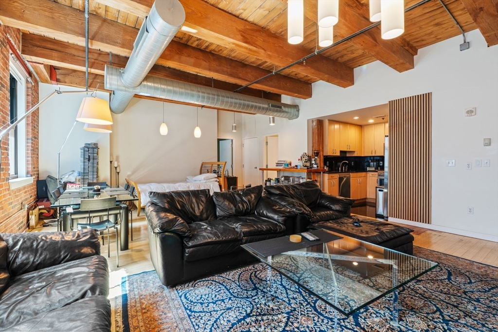 9 West Broadway 402