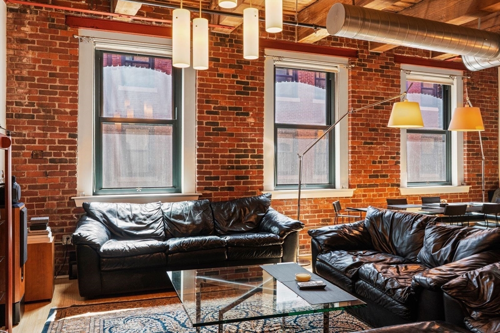 9 West Broadway 402