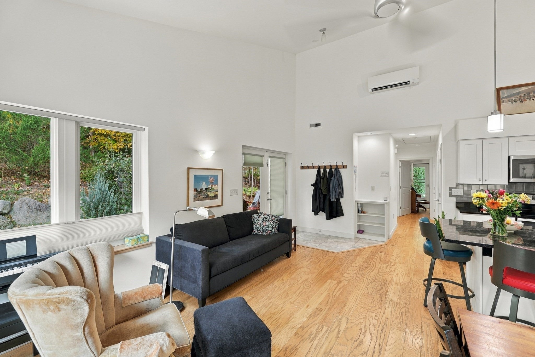 129 Hinckley St #129, Northampton, MA, 129 Hinckley St #129, Northampton, MA Photo #4
