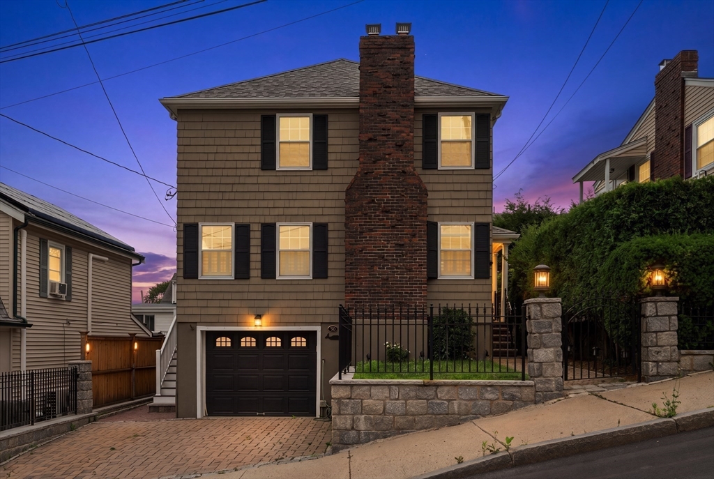 30 Rosedale Ave