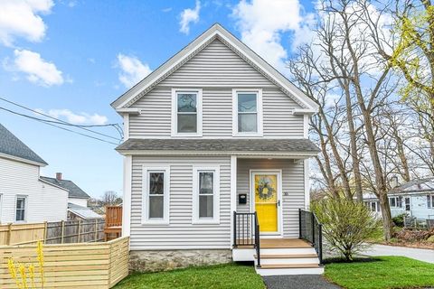 35 Roper St Lowell MA 01852