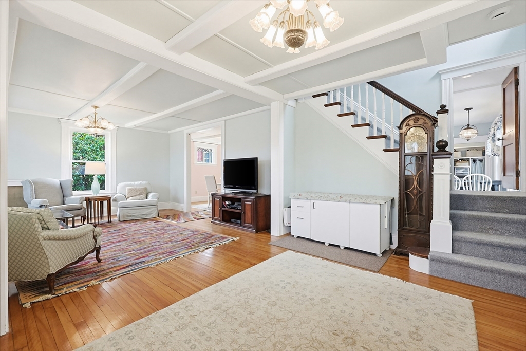 63 Walker Rd