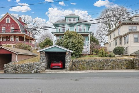 63 Walker Rd Swampscott MA 01907