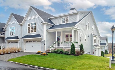 21 Clubview Dr 21 Andover MA 01810