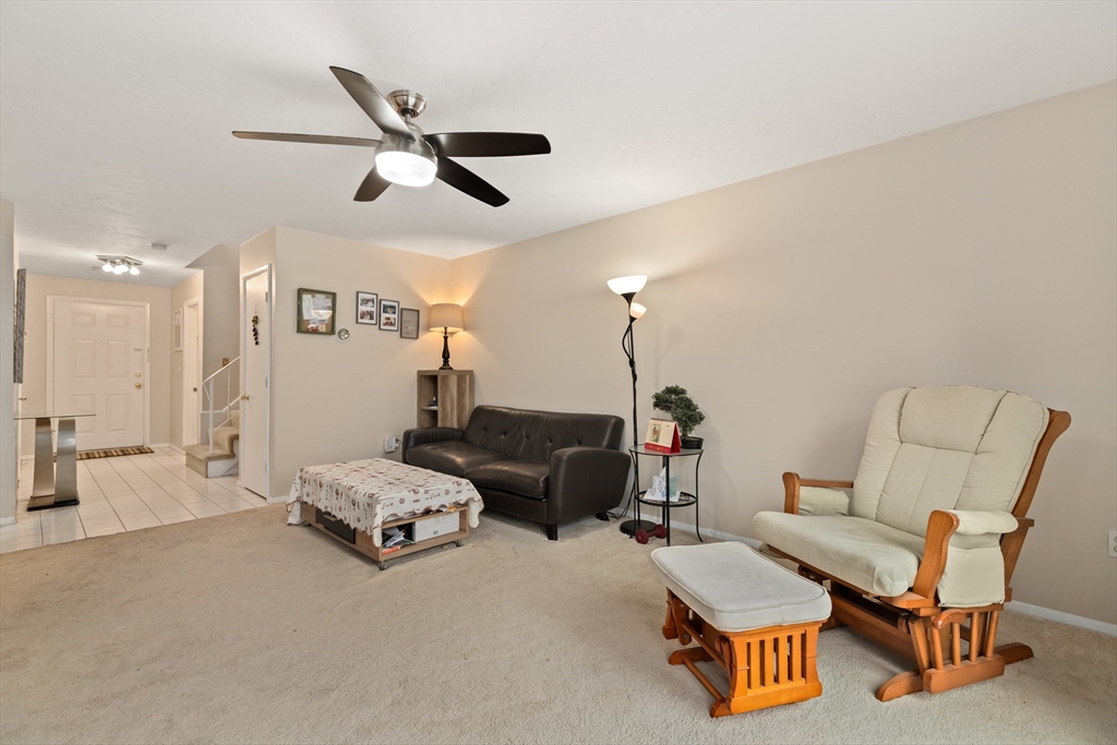 11 Elderwood Dr 11