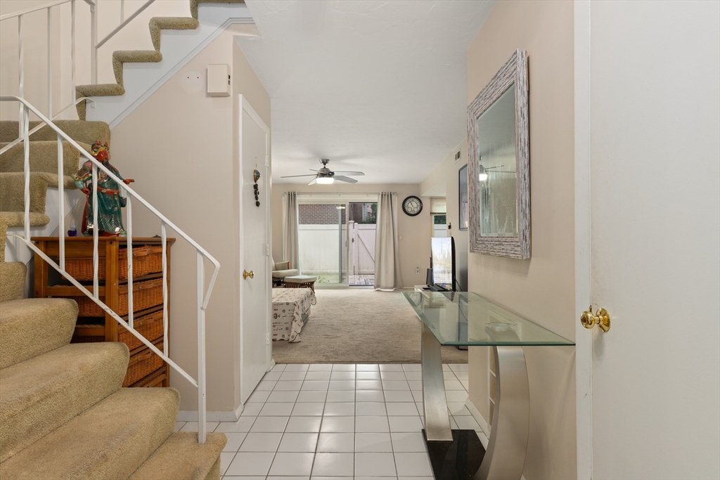 11 Elderwood Dr 11