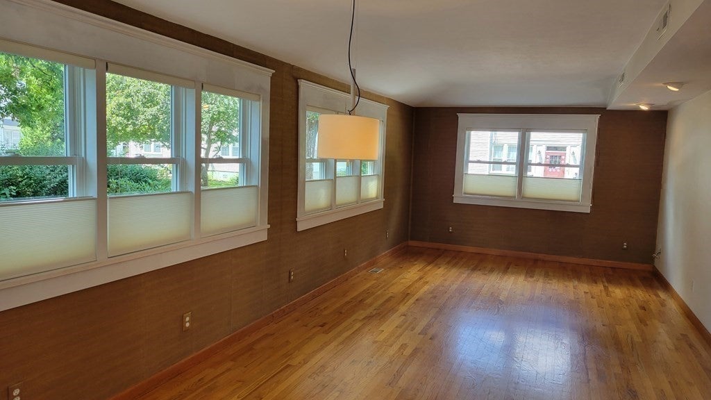 8 Damon ST, Wayland, MA Photo #18