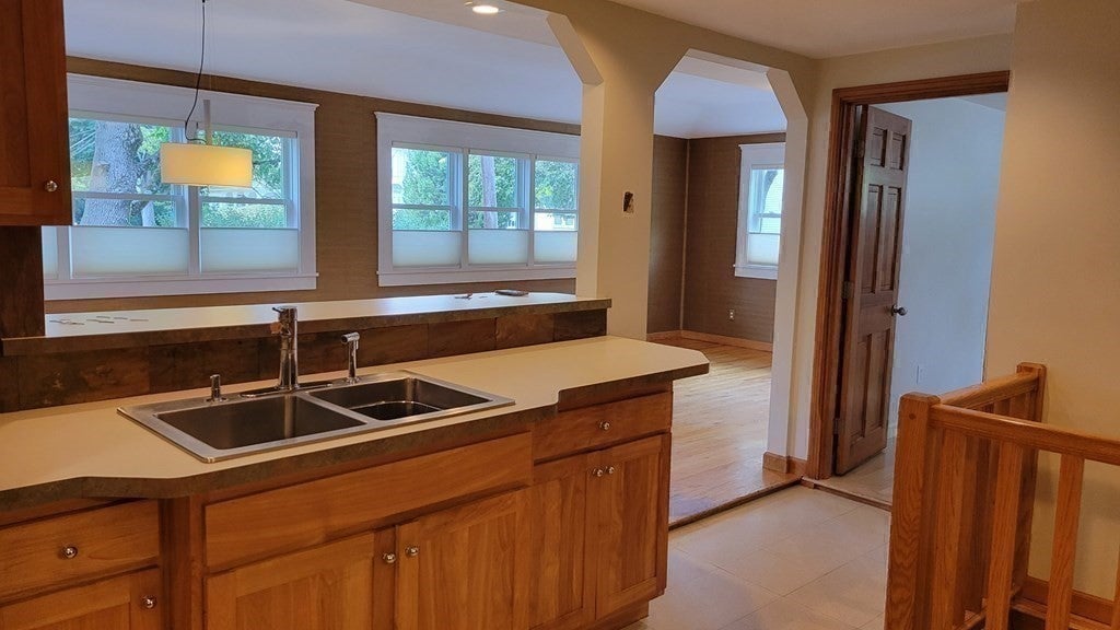 8 Damon ST, Wayland, MA Photo #21