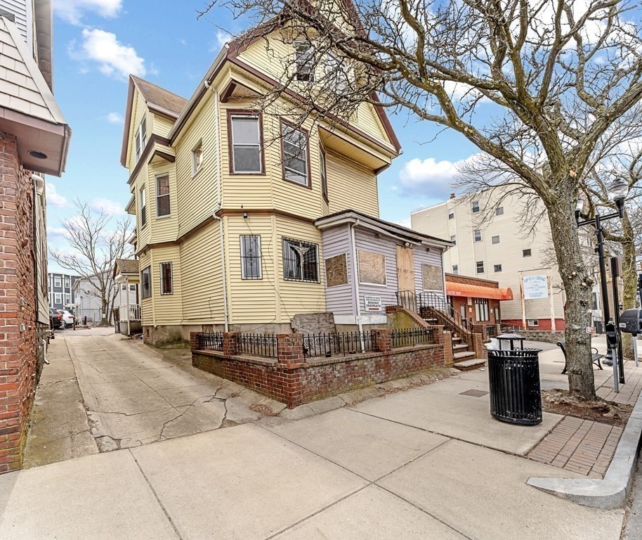 176-182 Broadway