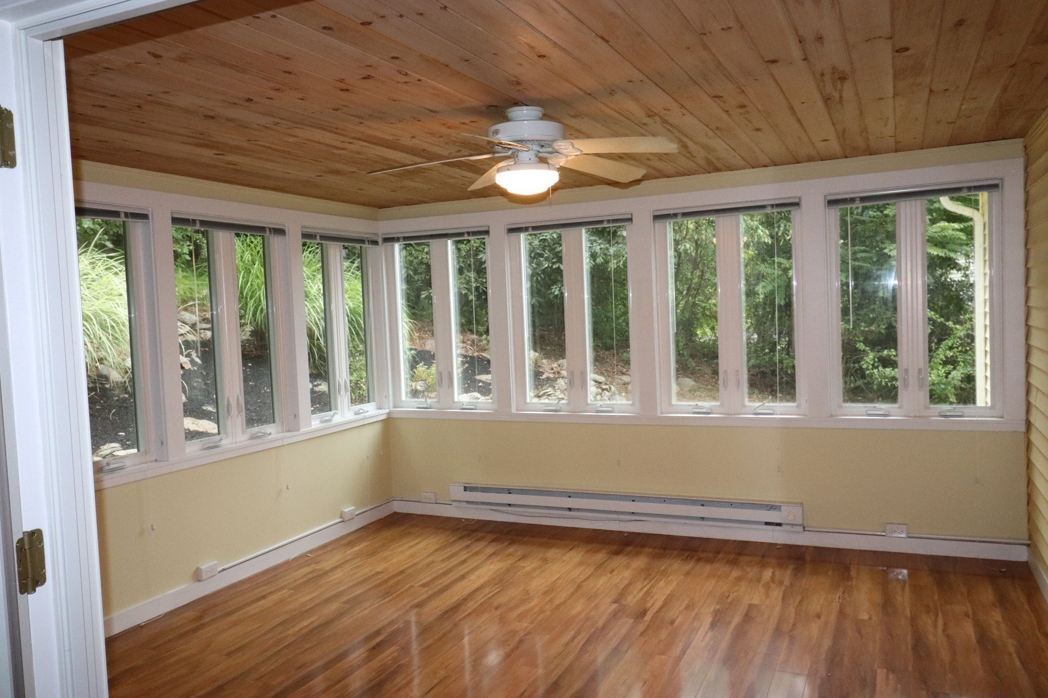 146 Walnut St, Shrewsbury, MA Photo #11