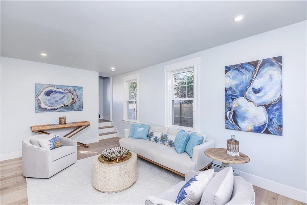 5 Magnolia St