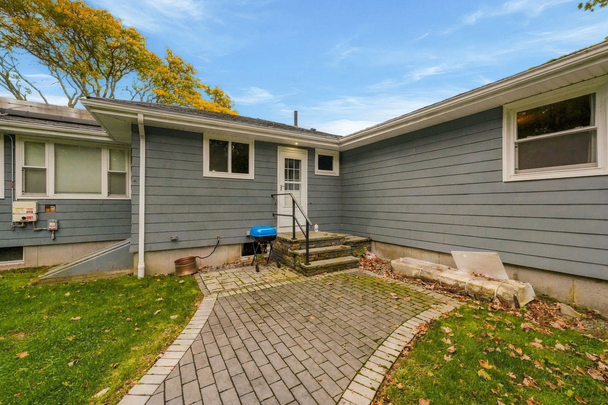 655 Gardners Neck Rd, Swansea, MA, 655 Gardners Neck Rd, Swansea, MA Photo #38
