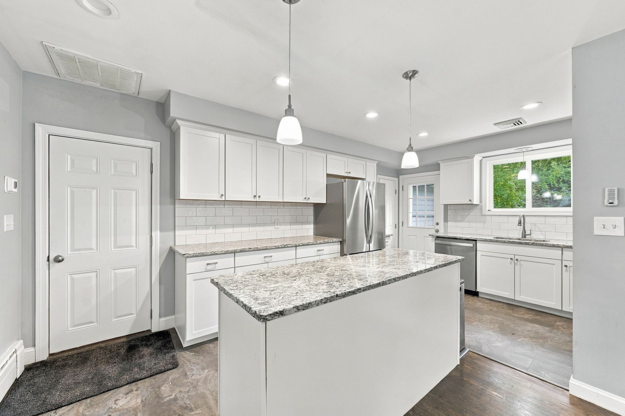 655 Gardners Neck Rd, Swansea, MA, 655 Gardners Neck Rd, Swansea, MA Photo #9