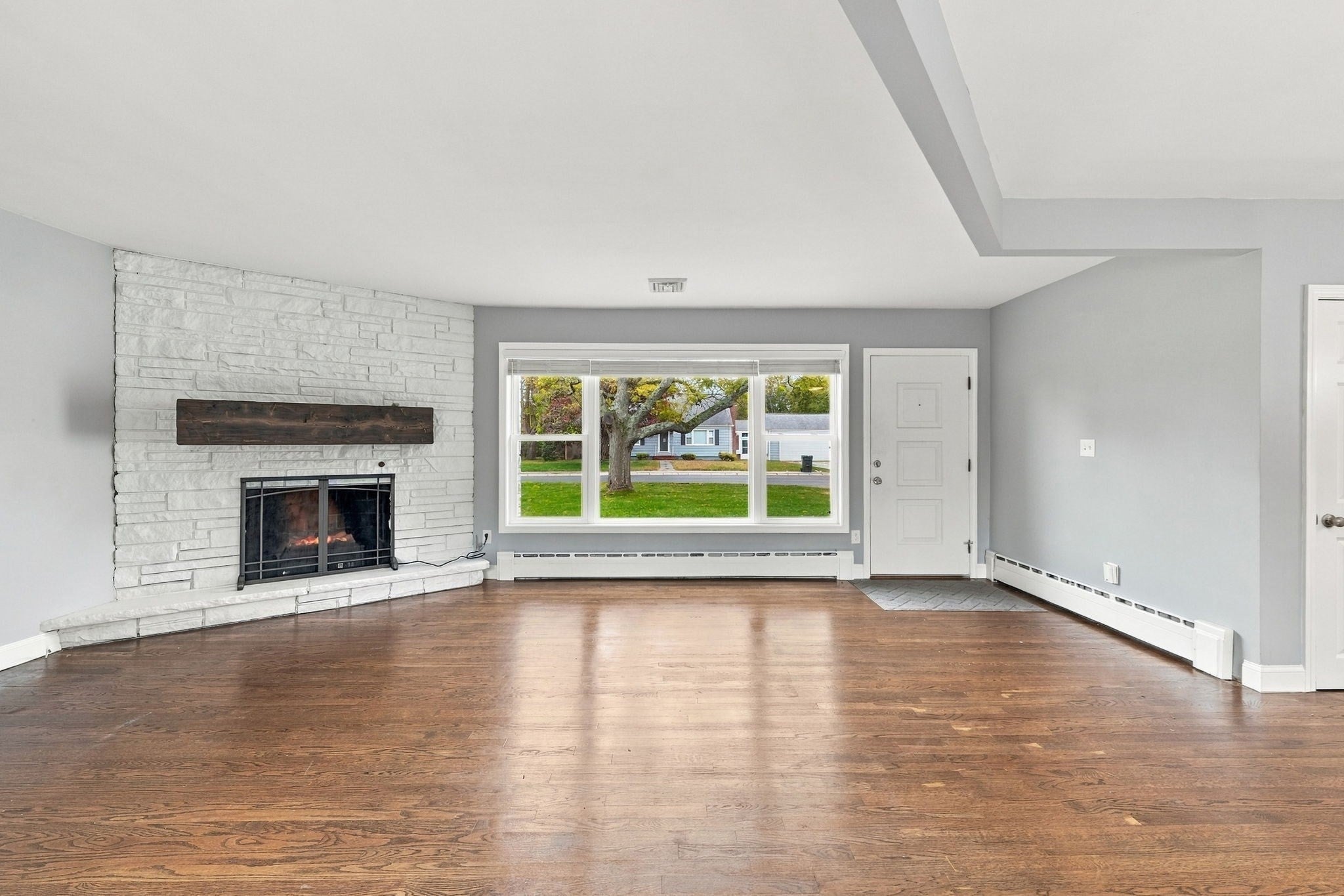 655 Gardners Neck Rd, Swansea, MA, 655 Gardners Neck Rd, Swansea, MA Photo #15
