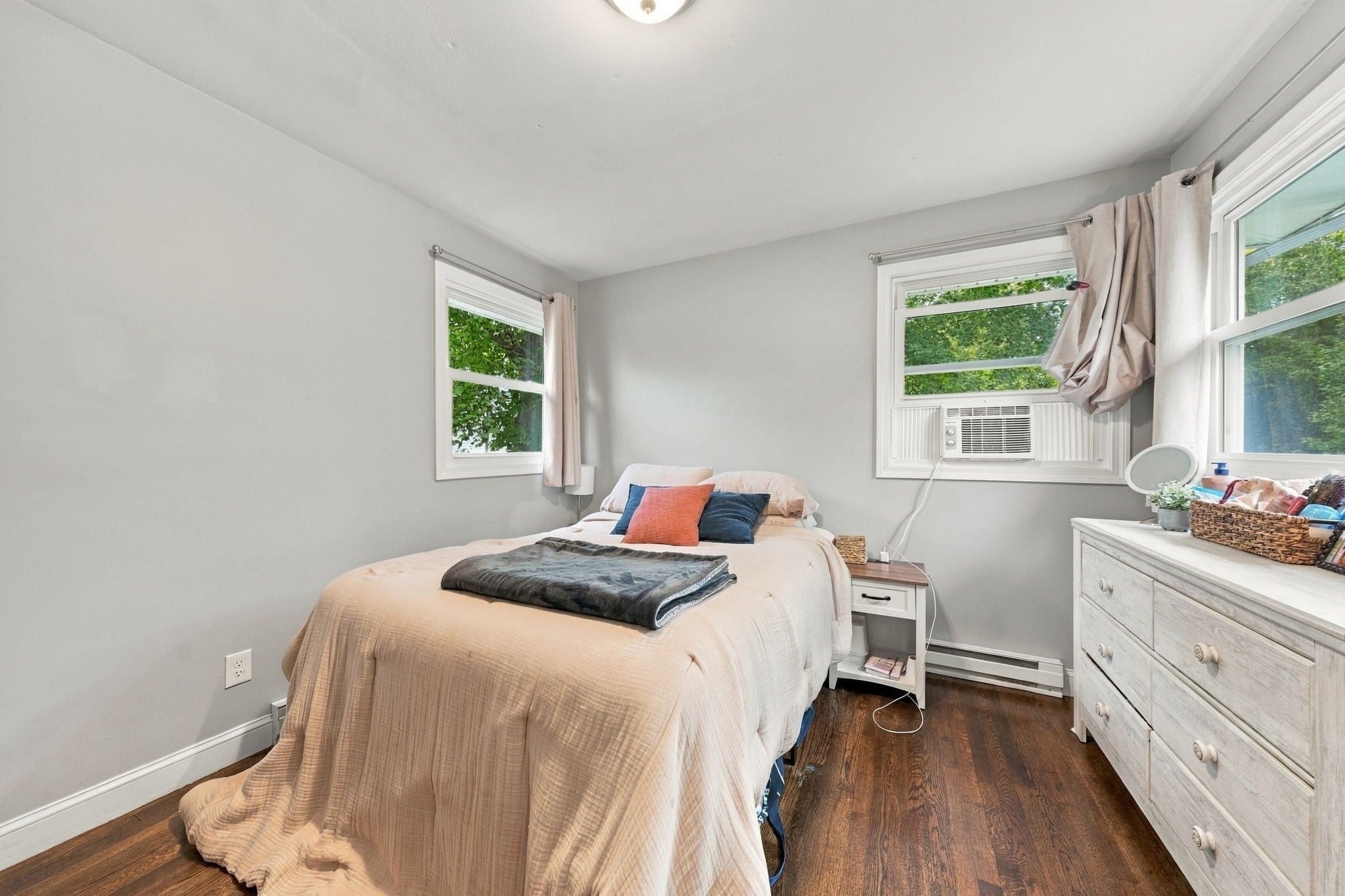 655 Gardners Neck Rd, Swansea, MA, 655 Gardners Neck Rd, Swansea, MA Photo #35
