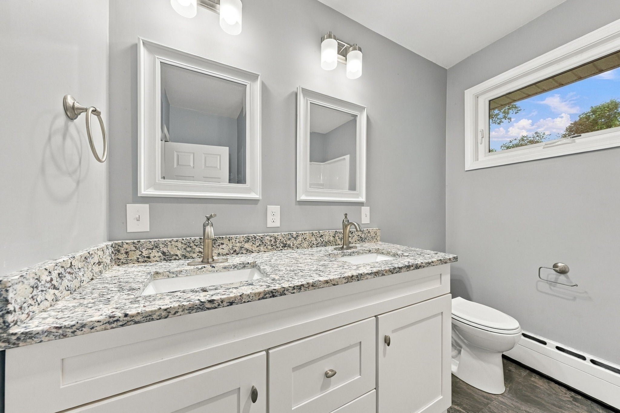 655 Gardners Neck Rd, Swansea, MA, 655 Gardners Neck Rd, Swansea, MA Photo #21