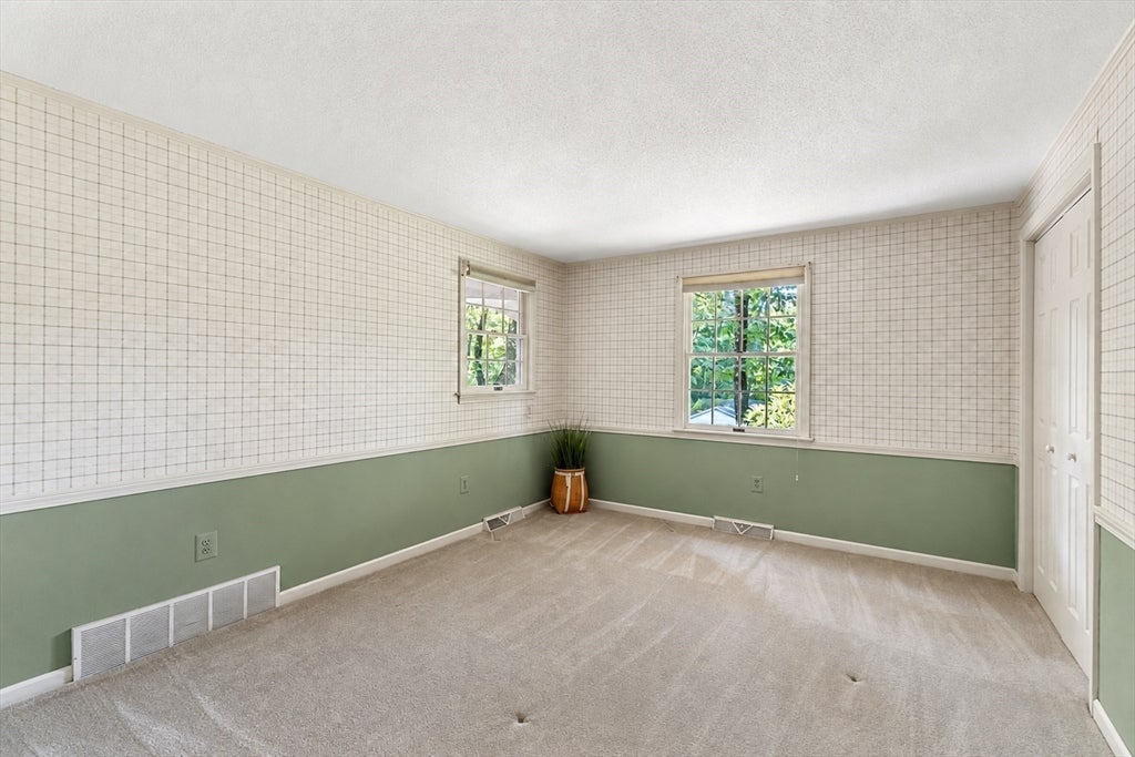 120 Green Tree Lane, Somers, CT Photo #32