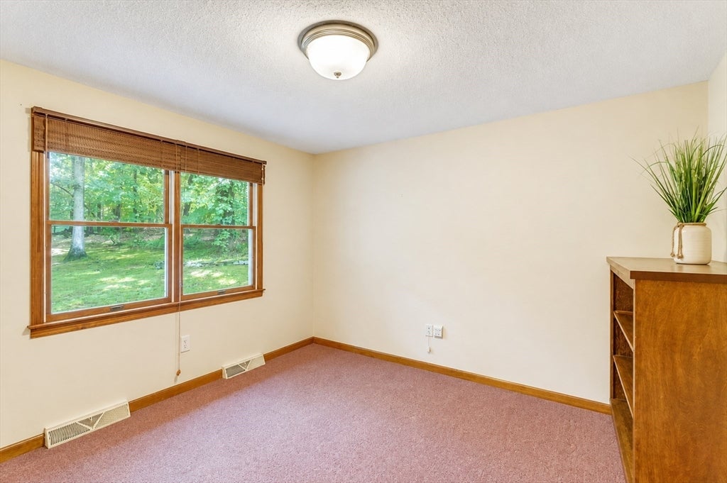 120 Green Tree Lane, Somers, CT Photo #35