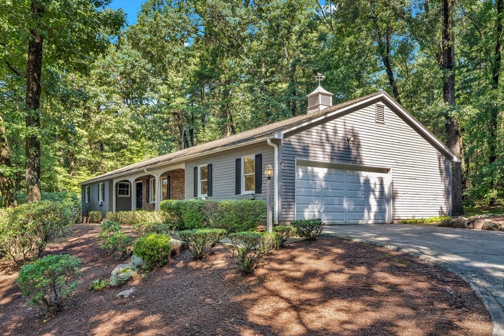 120 Green Tree Lane, Somers, CT Photo #1