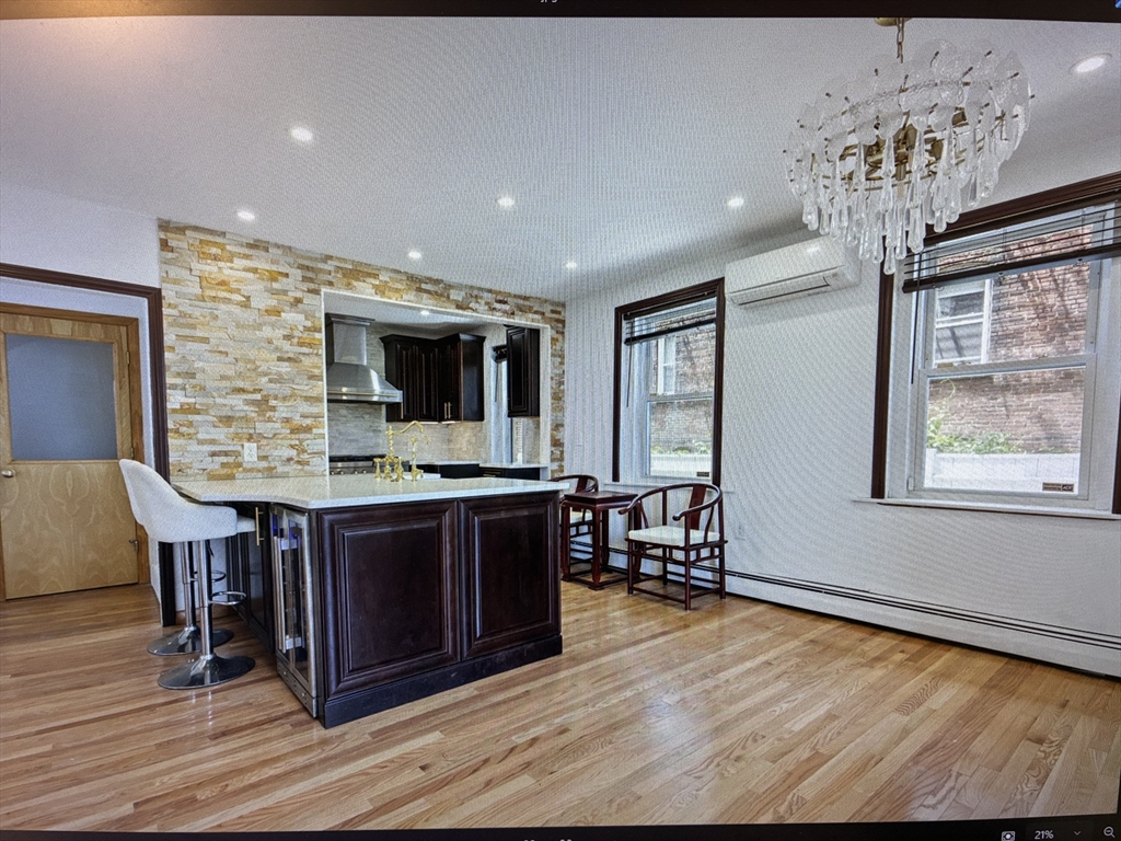 21 Parker St