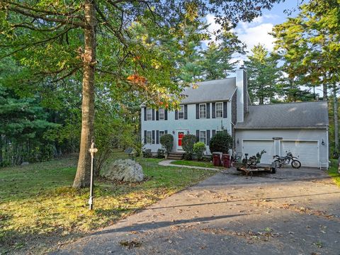 77 Millstone Ln Middleboro MA 02346