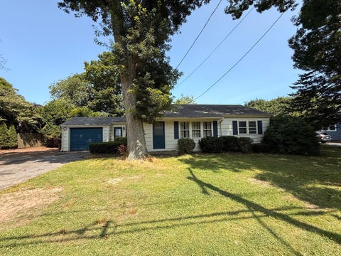 Photo of 264 Slocum Road, Dartmouth, MA 02747 (MLS # 73556120)