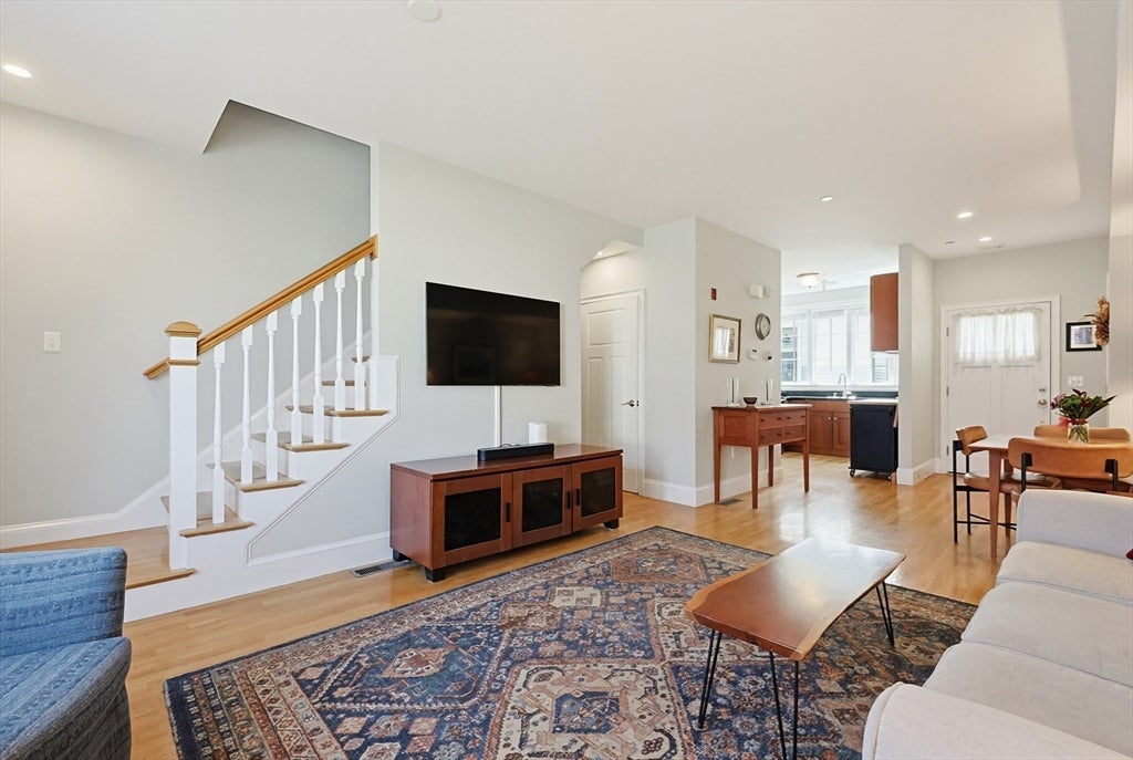 93 E Central Street 10