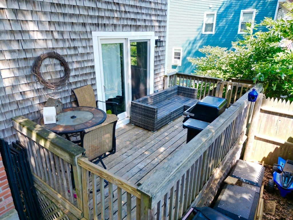 19 Hillside Dr, Plymouth, MA Photo #21
