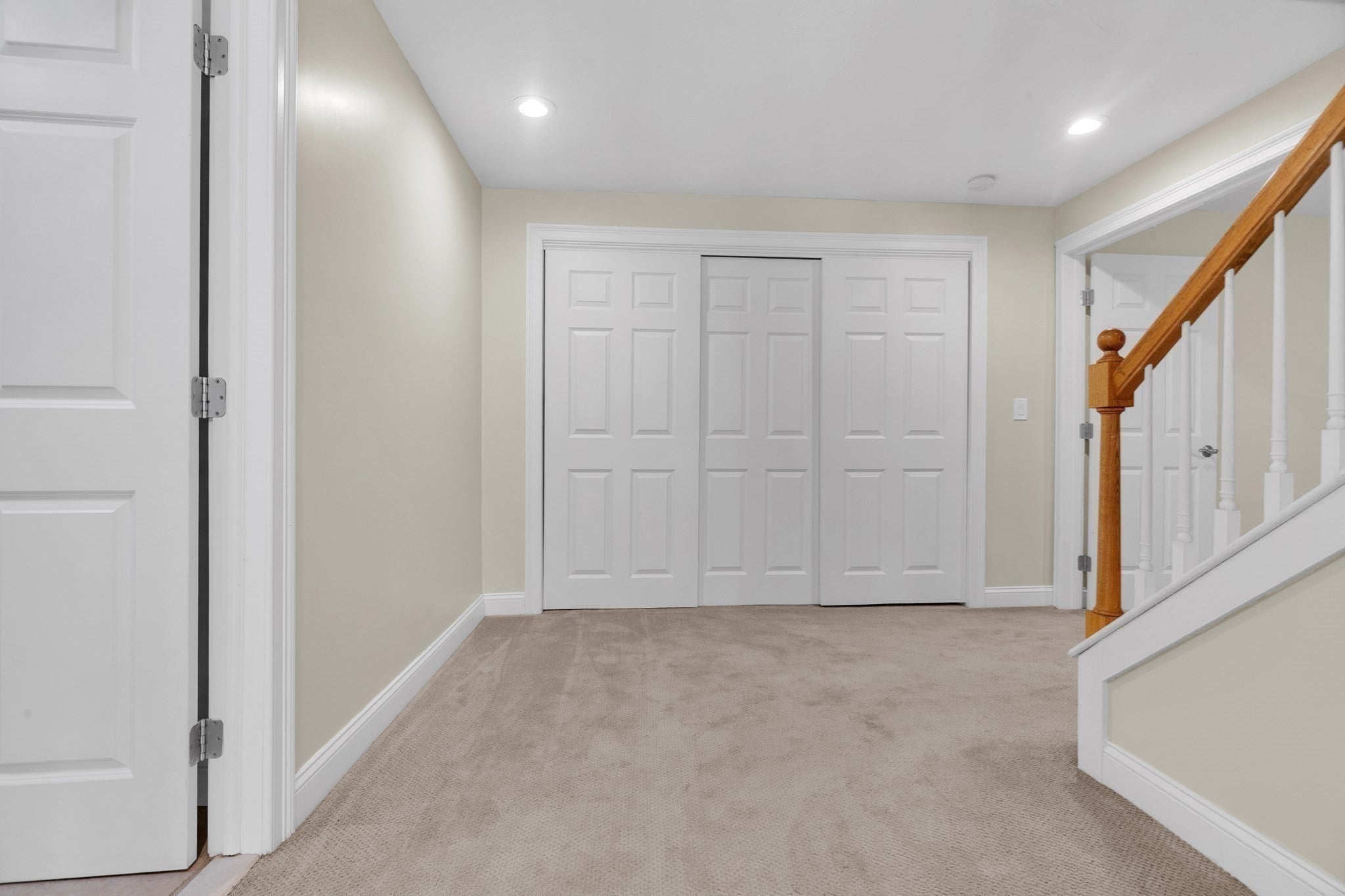21 Manchester Place, Natick, MA, 21 Manchester Place, Natick, MA Photo #28