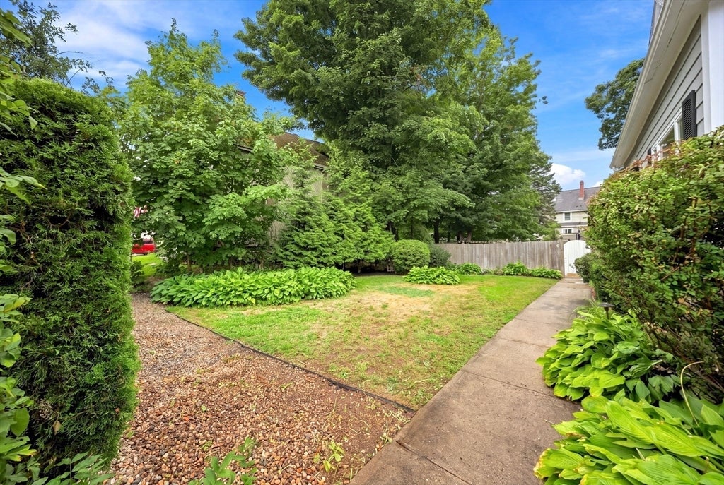 8 Charles St, Stoneham, MA, 8 Charles St, Stoneham, MA Photo #31