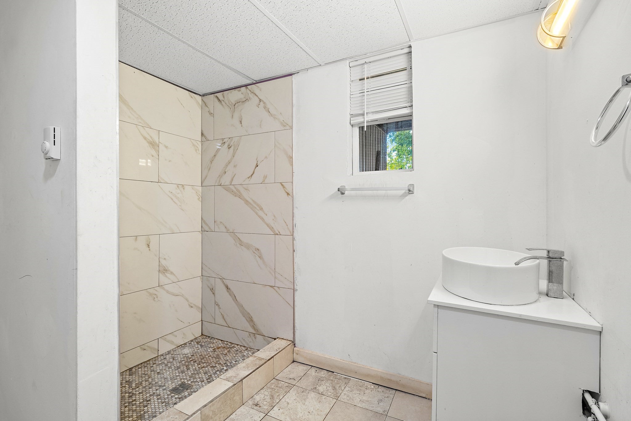 11 Glenwood St, Worcester, MA Photo #35