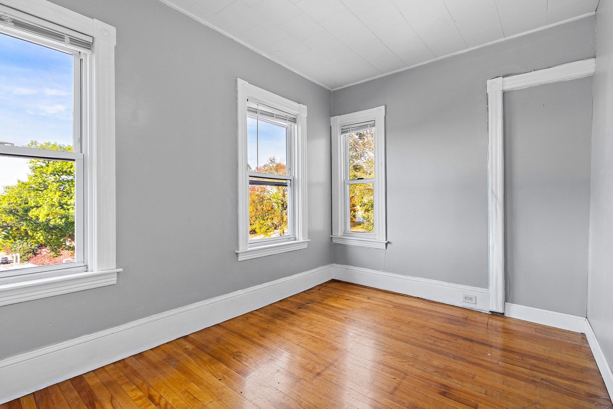 11 Glenwood St, Worcester, MA Photo #27