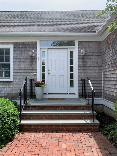 676 Elm St Dartmouth MA 02748