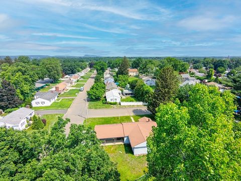 121 Donlyn Drive Chicopee MA 01013