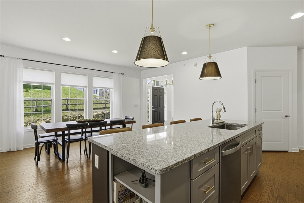 8 Jackson Dr 8
