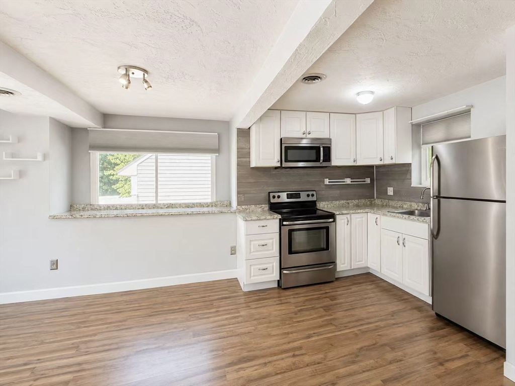 203 Lake St 36