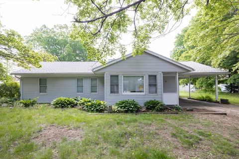 26 Steven Rd Westborough MA 01581