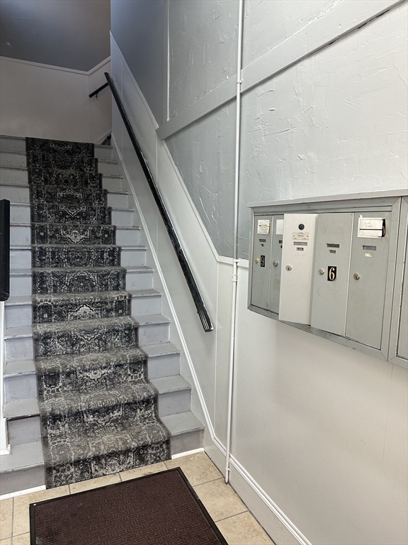 1076 Washington Street 3