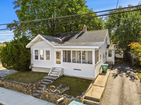 Photo of 6 Hartford Ave W AVE, Uxbridge, MA 01569 (MLS # 73591312)