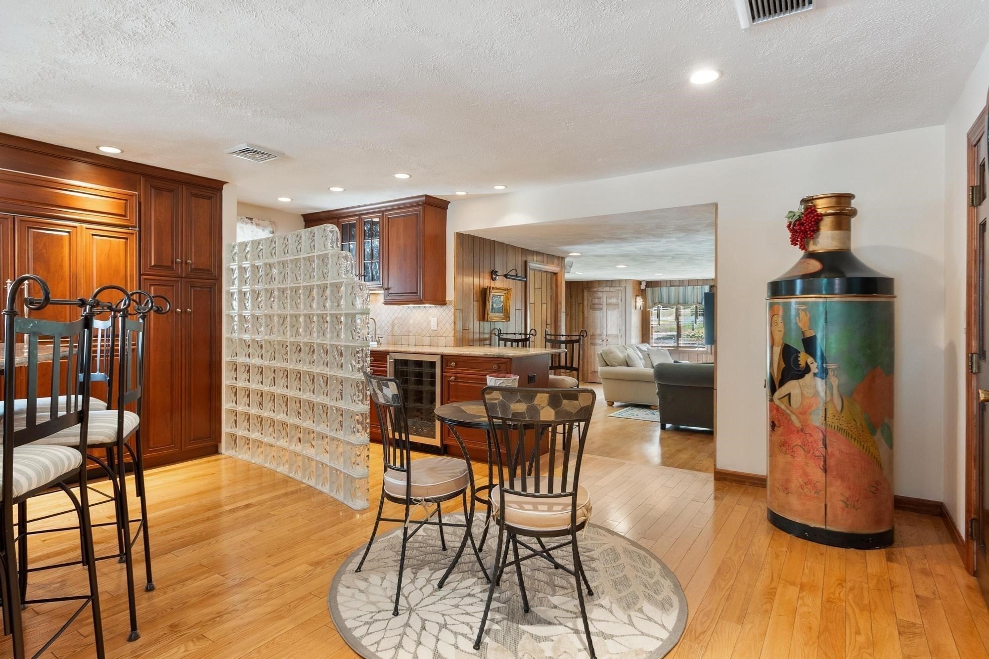 905 West St, Leominster, MA, 905 West St, Leominster, MA Photo #10