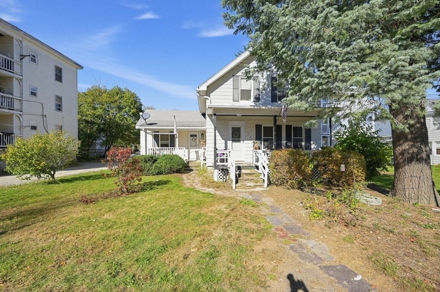 Photo of 23 Charlton St, Southbridge, MA