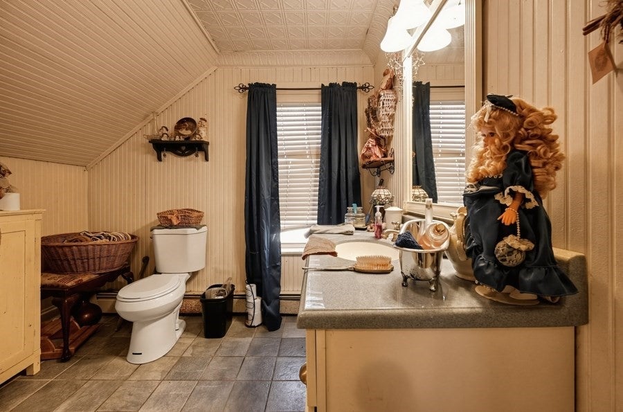 23 Charlton St, Southbridge, MA, 23 Charlton St, Southbridge, MA Photo #13