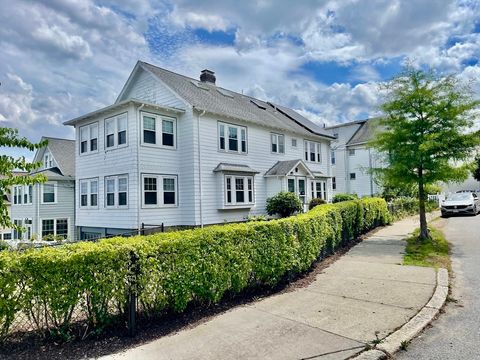 17 Edgecliff 2 Watertown MA 02472