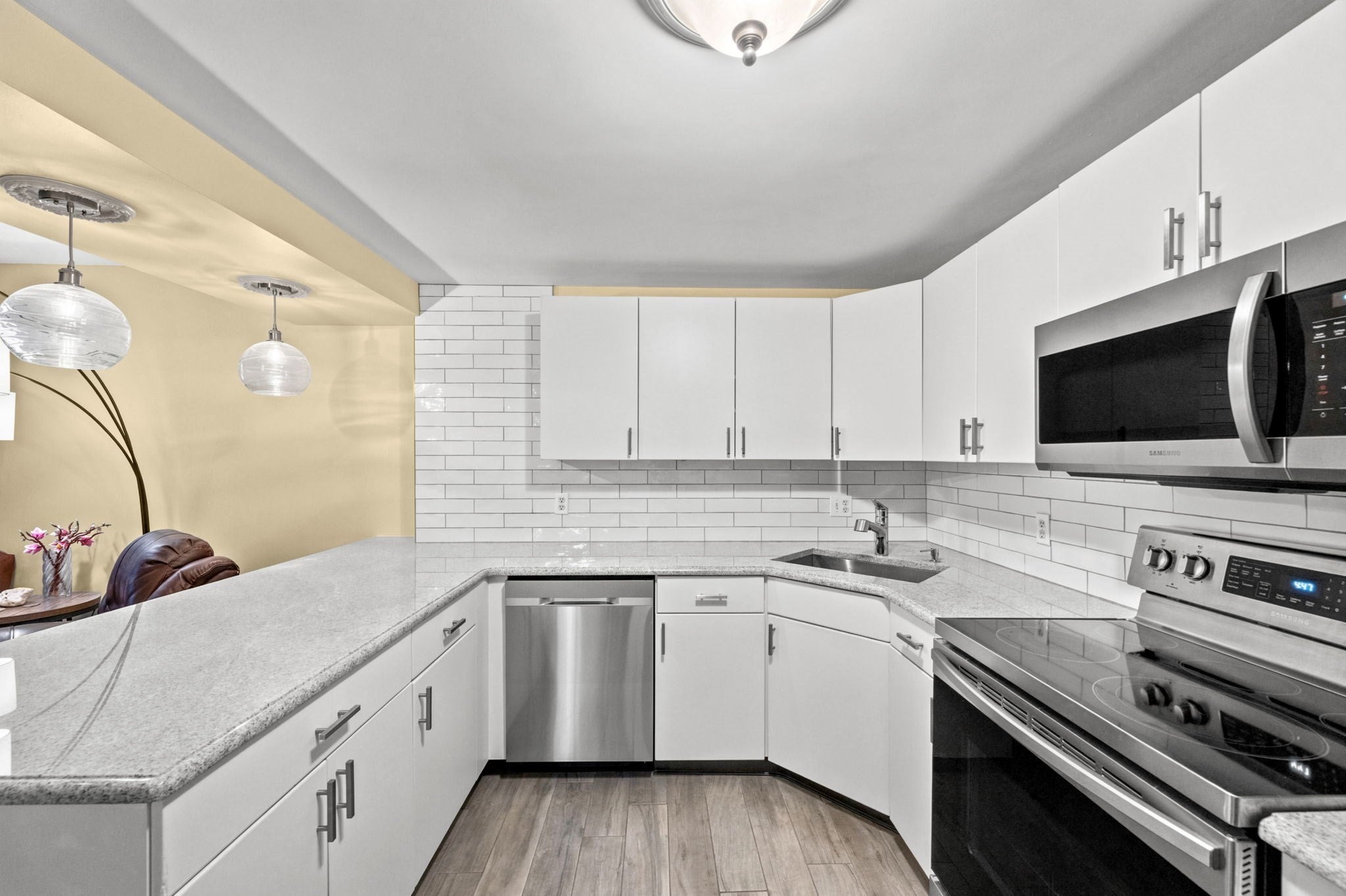 155 George Washington Blvd 401