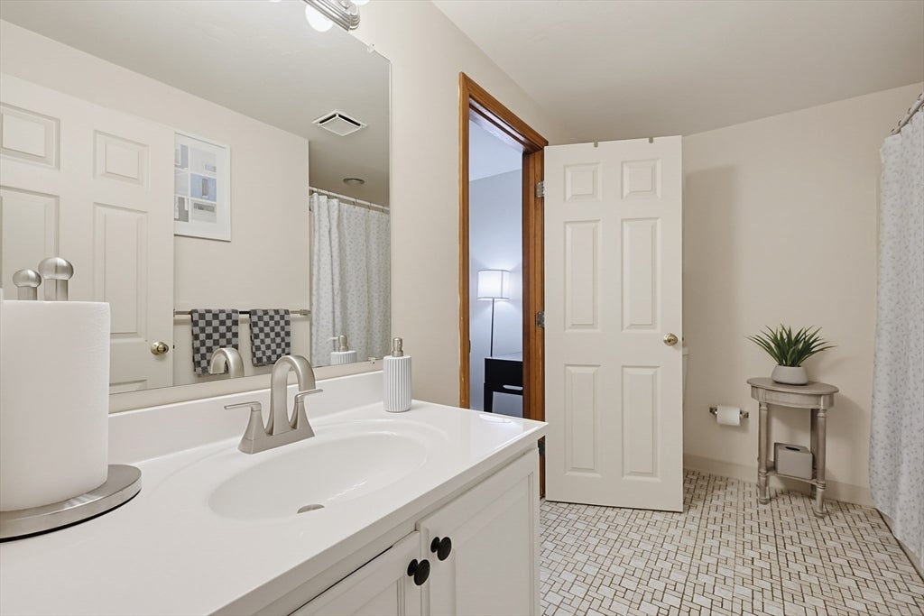 68 Village Street #68, Easton, MA, 68 Village Street #68, Easton, MA Photo #37