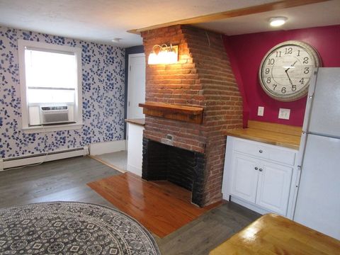 Photo of 216 Irving Street #5, Framingham, MA 01702 (MLS # 73519654)