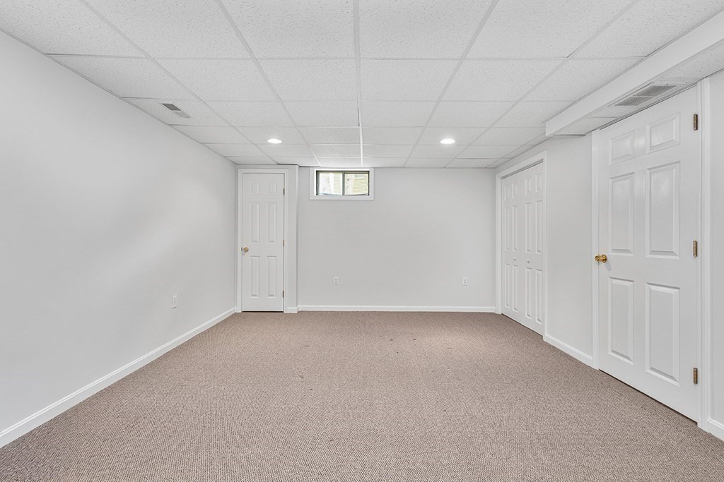 8 Autumn Ln, Natick, MA, 8 Autumn Ln, Natick, MA Photo #24